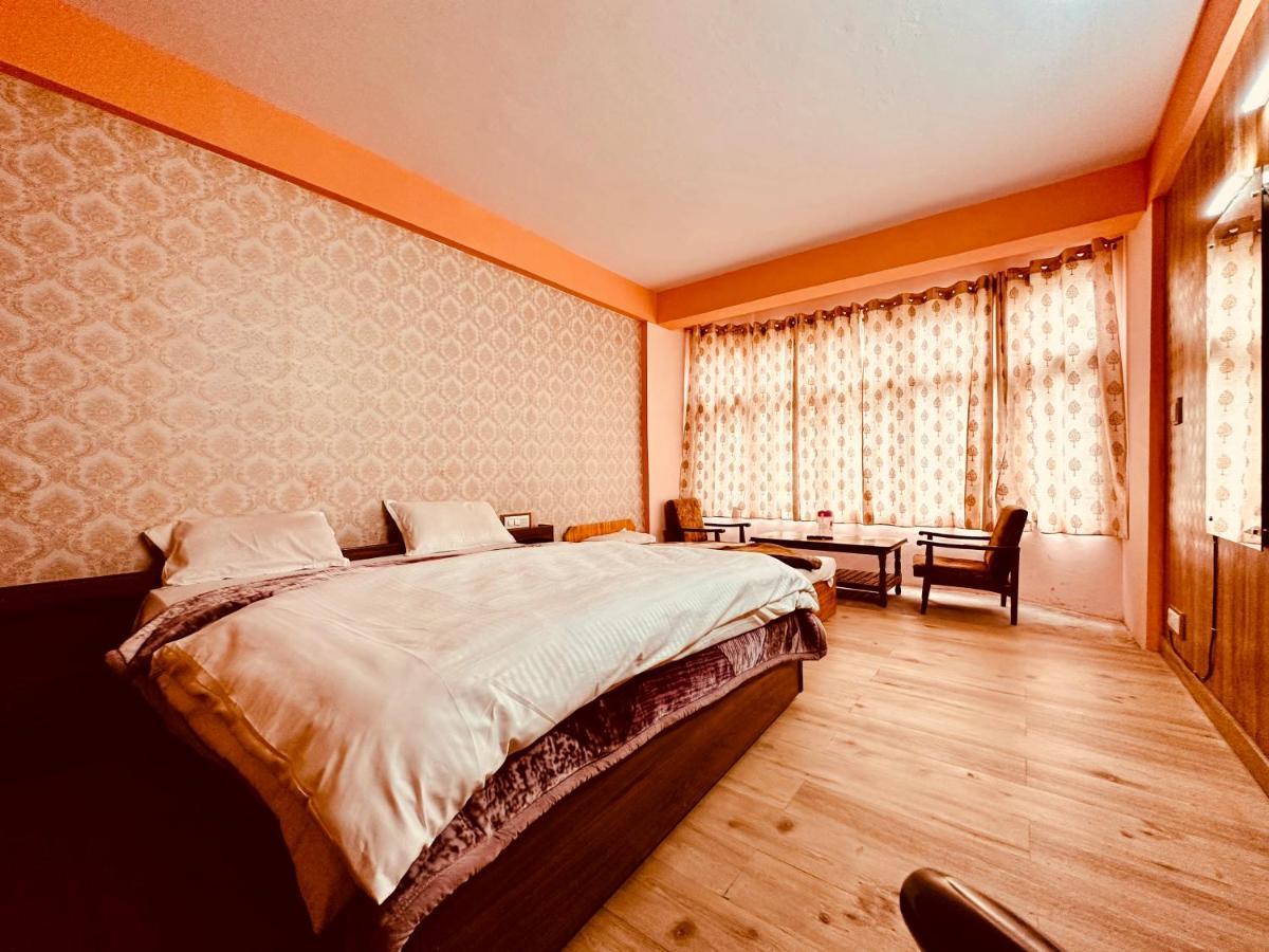 Hotel D Kanchan Manali Exteriér fotografie