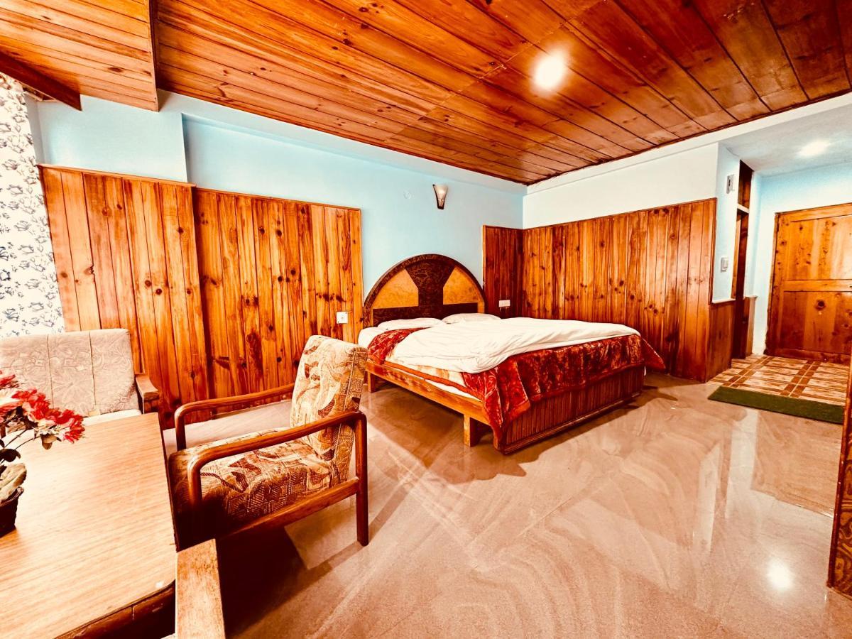 Hotel D Kanchan Manali Exteriér fotografie