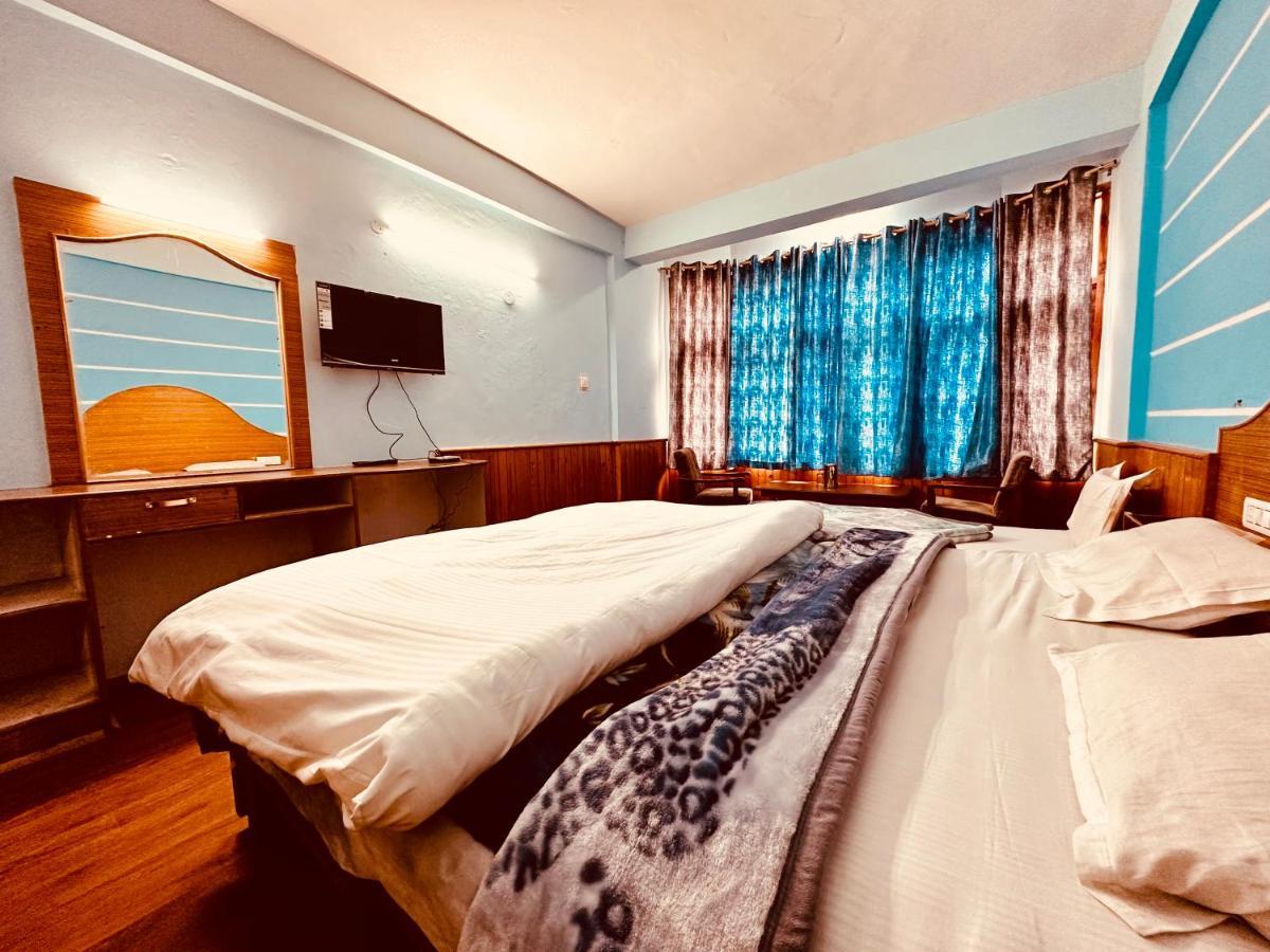 Hotel D Kanchan Manali Exteriér fotografie