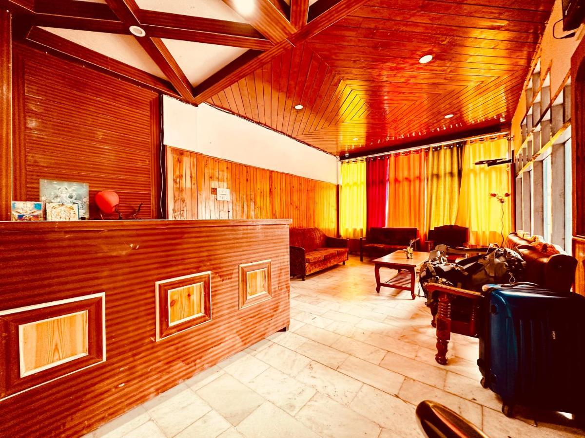 Hotel D Kanchan Manali Exteriér fotografie