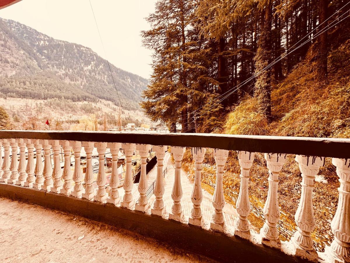 Hotel D Kanchan Manali Exteriér fotografie