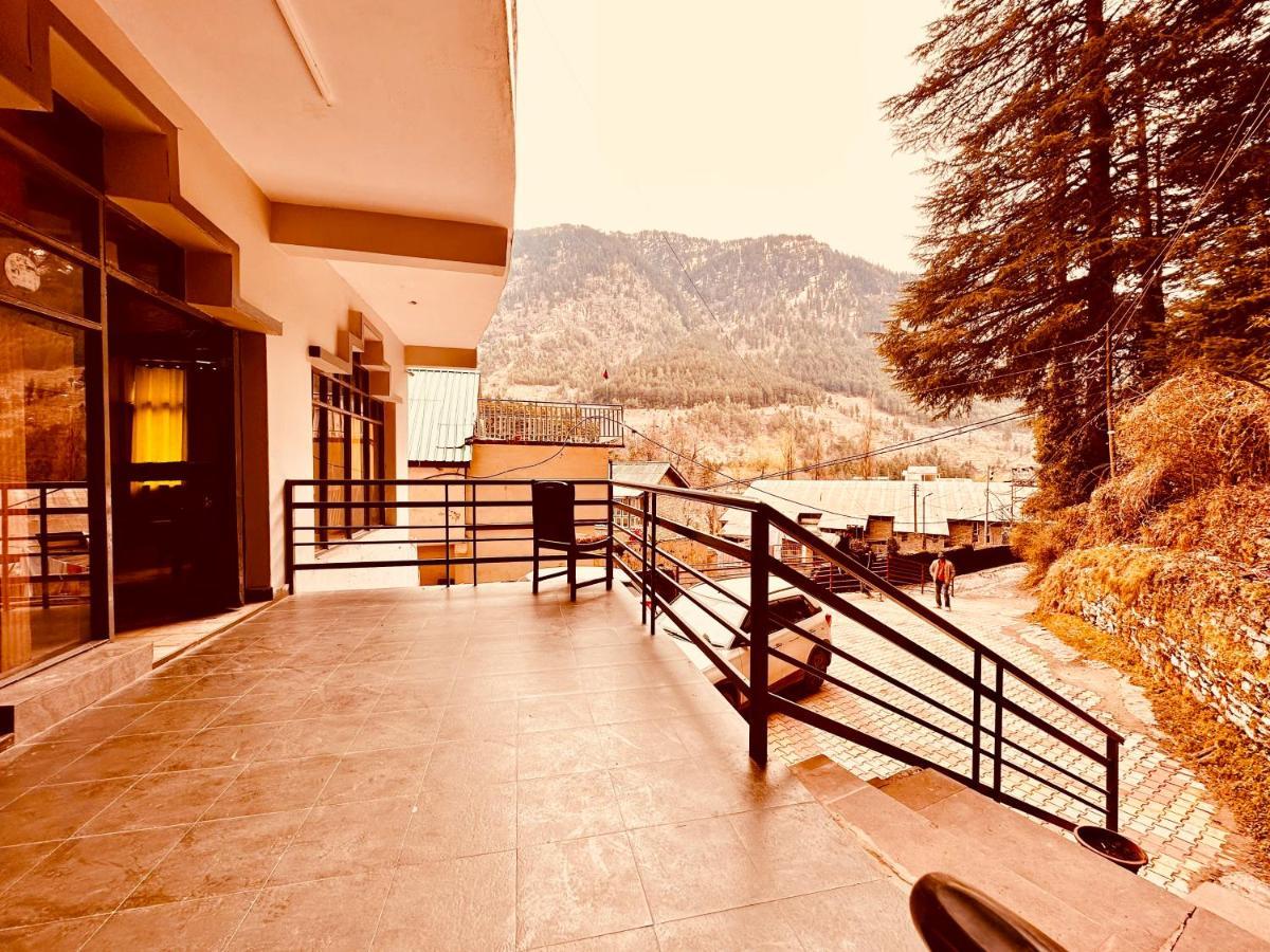 Hotel D Kanchan Manali Exteriér fotografie
